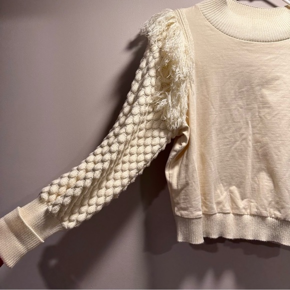 Anthropologie DOLAN Woman's Ivory Fringed Sweater in Cream Medium EUC - Picture 8 of 16